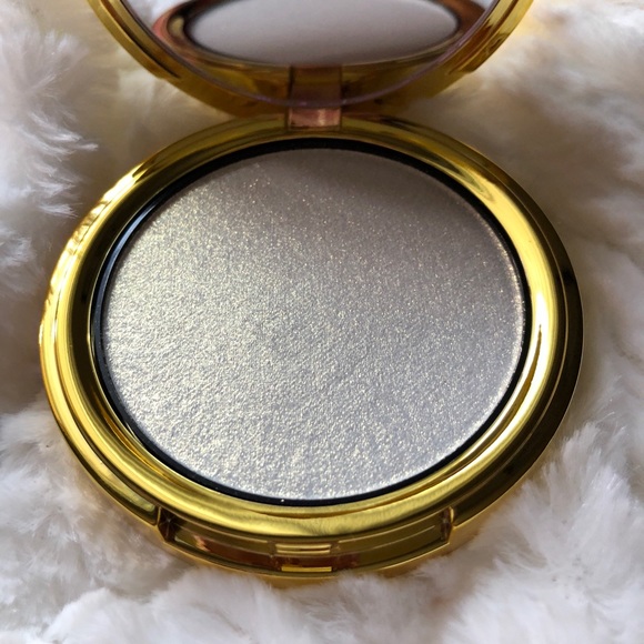Kat Von D Other - Kat Von D Metal Crush Extreme Highlighter